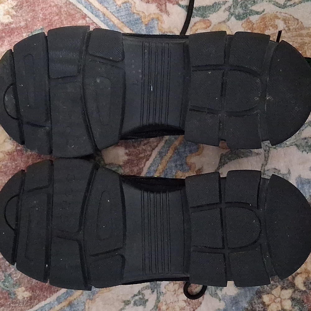 Gucci SNEAKERS - Picture 5 of 11